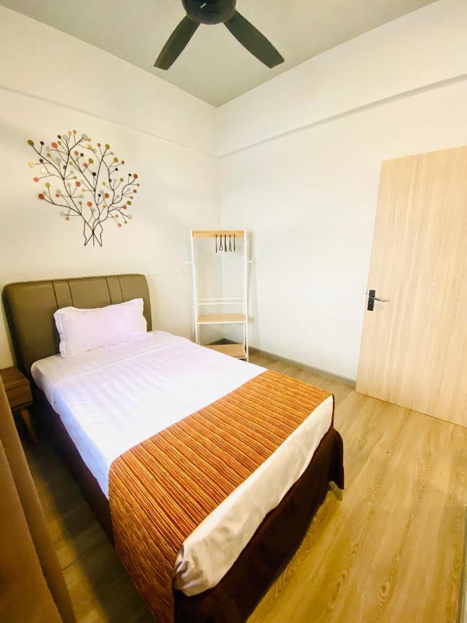Seaview Apartment Kuah Bagian luar foto