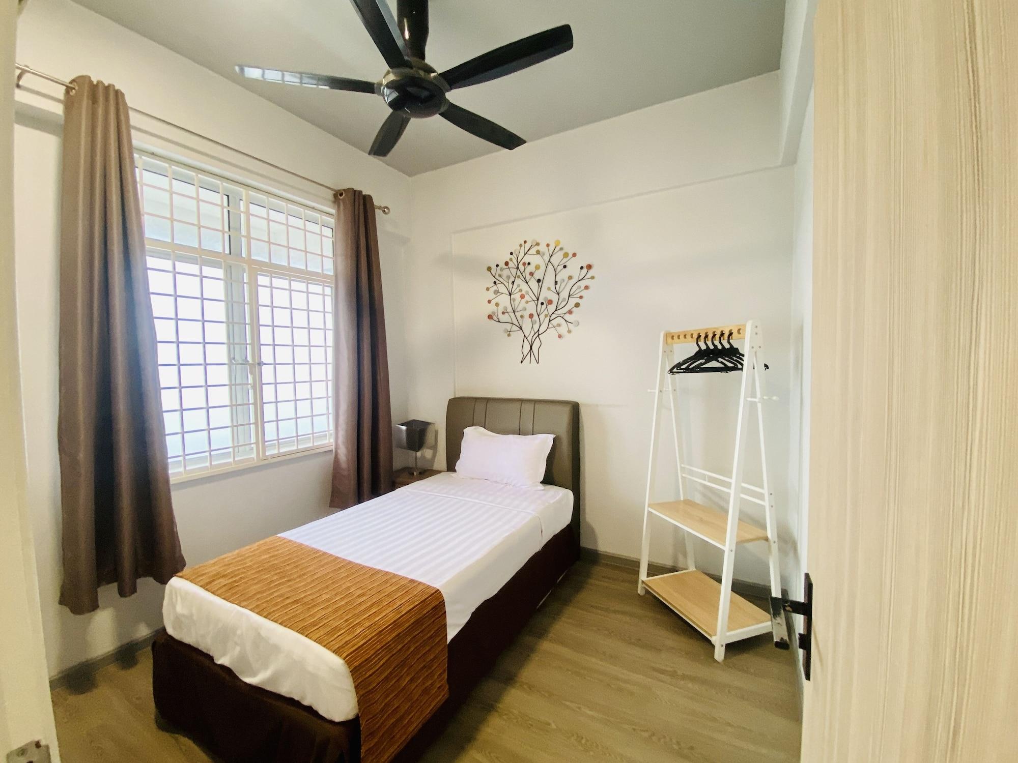 Seaview Apartment Kuah Bagian luar foto