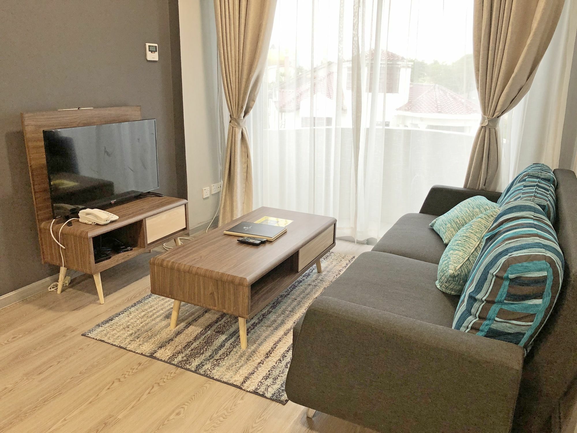 Seaview Apartment Kuah Bagian luar foto